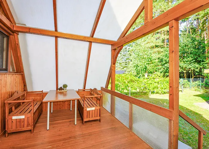 Finnhuette Eden בית נופש Canow